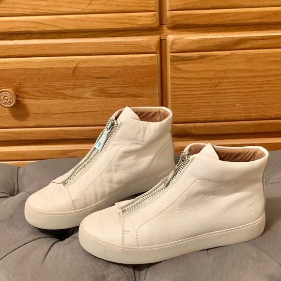 Frye Shoes - Frye Ivy Front Zip Sneaker, 8